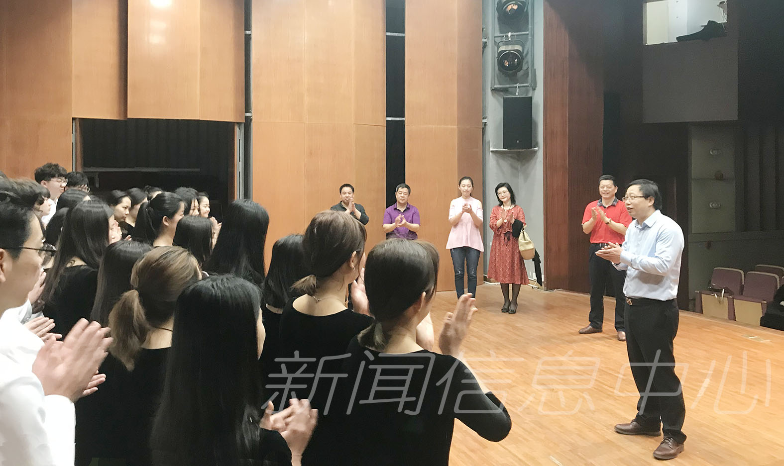 喜报:我校音乐学院合唱团荣获全国大艺展专业组一等奖