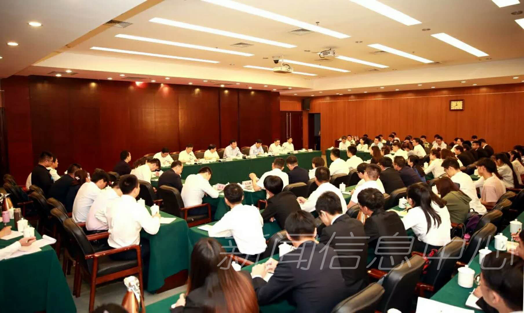 省委书记、省长刘奇莅校调研指导