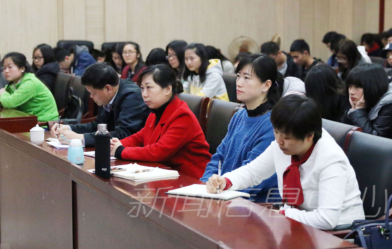 我校“一学一做”主题团课首场报告会顺利举行