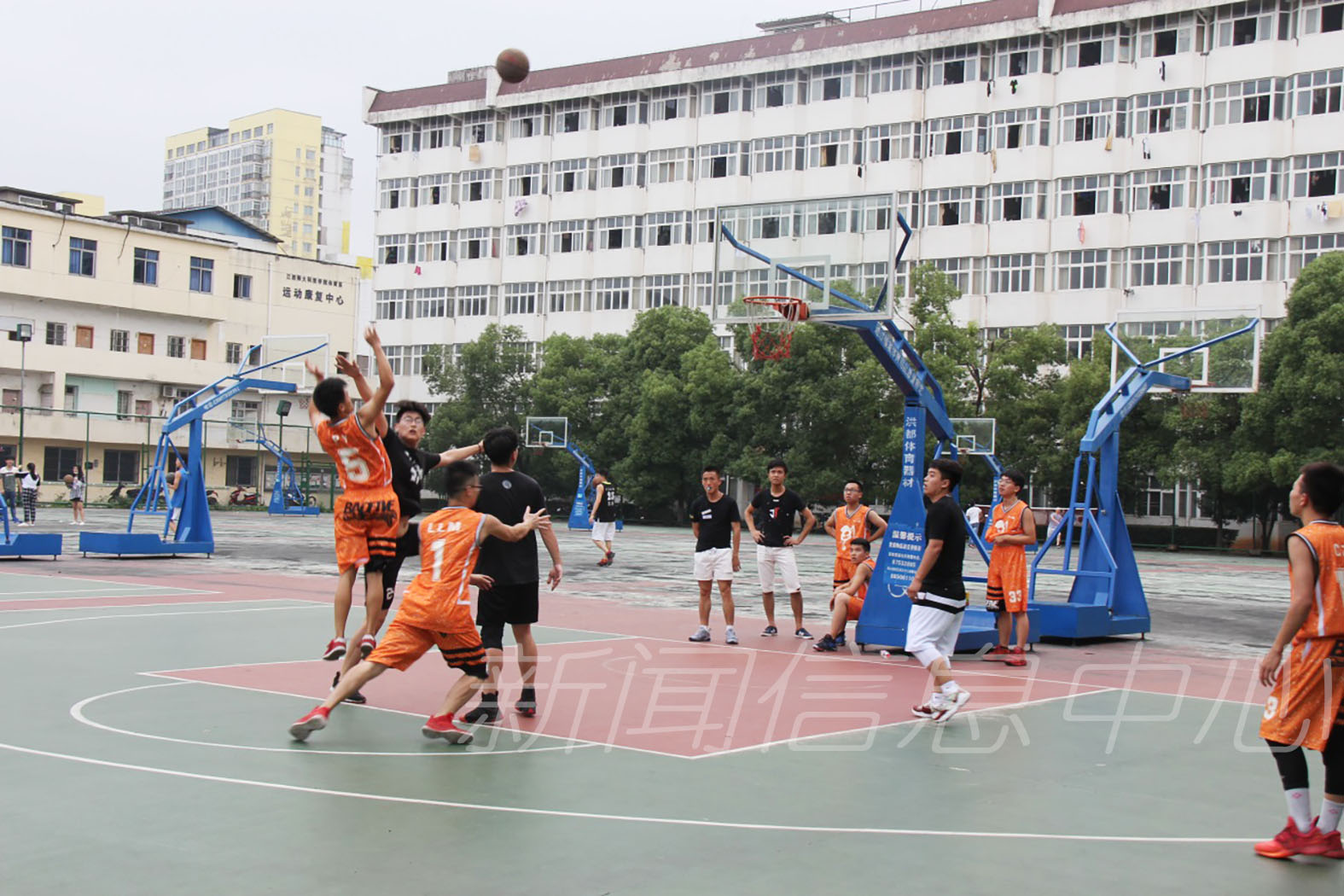 有爱师大•无限芳华——学校成功举办2018年校园开放日活动