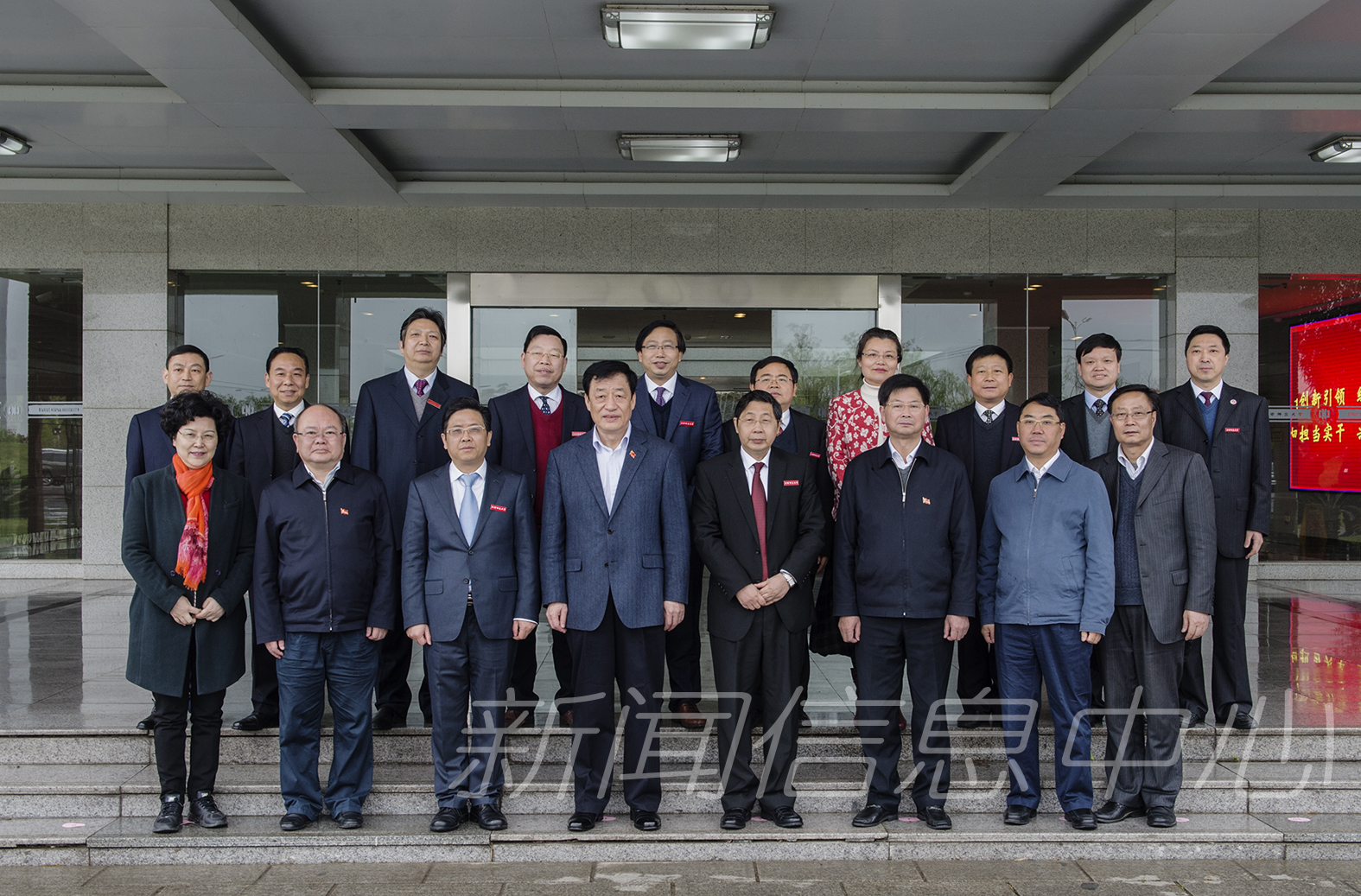 省长刘奇莅临学校考察指导工作