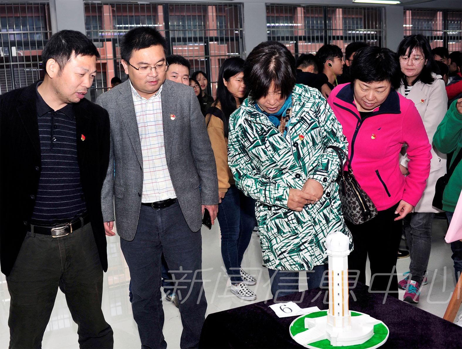 【喜迎十九大】城市建设学院举办首届“红色建筑模型”大赛