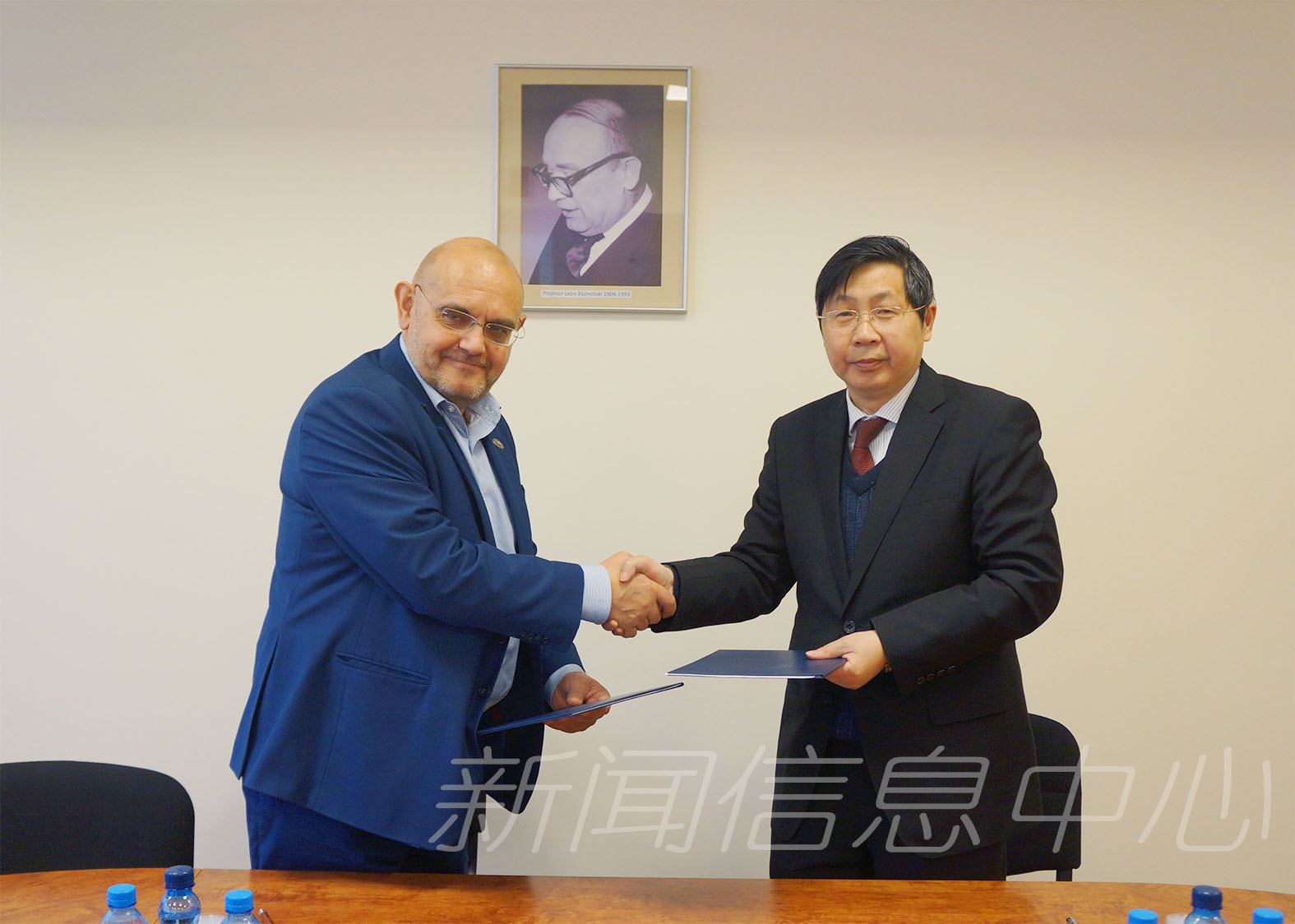 校领导随江西教育合作与交流代表团出访德国等国