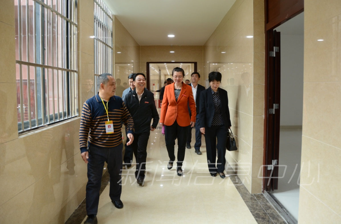 我校实验教学大楼顺利通过竣工验收
